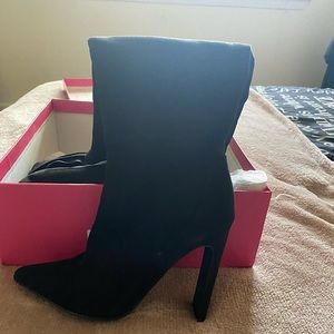 Black Knee High Heel Boots
